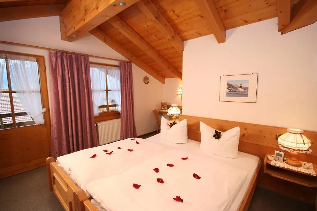 Apartment Landhaus Aigner-Vogler Fischen im Allgaeu